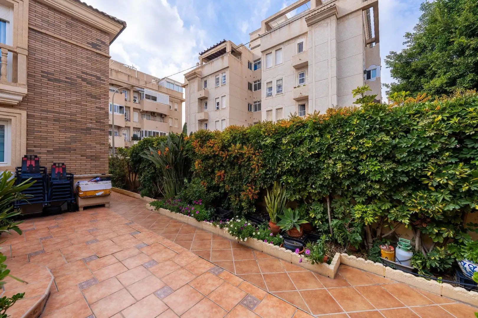 Terrace of Houses for sale in Roquetas de Mar  with Air Conditioner, Private garden and Terrace