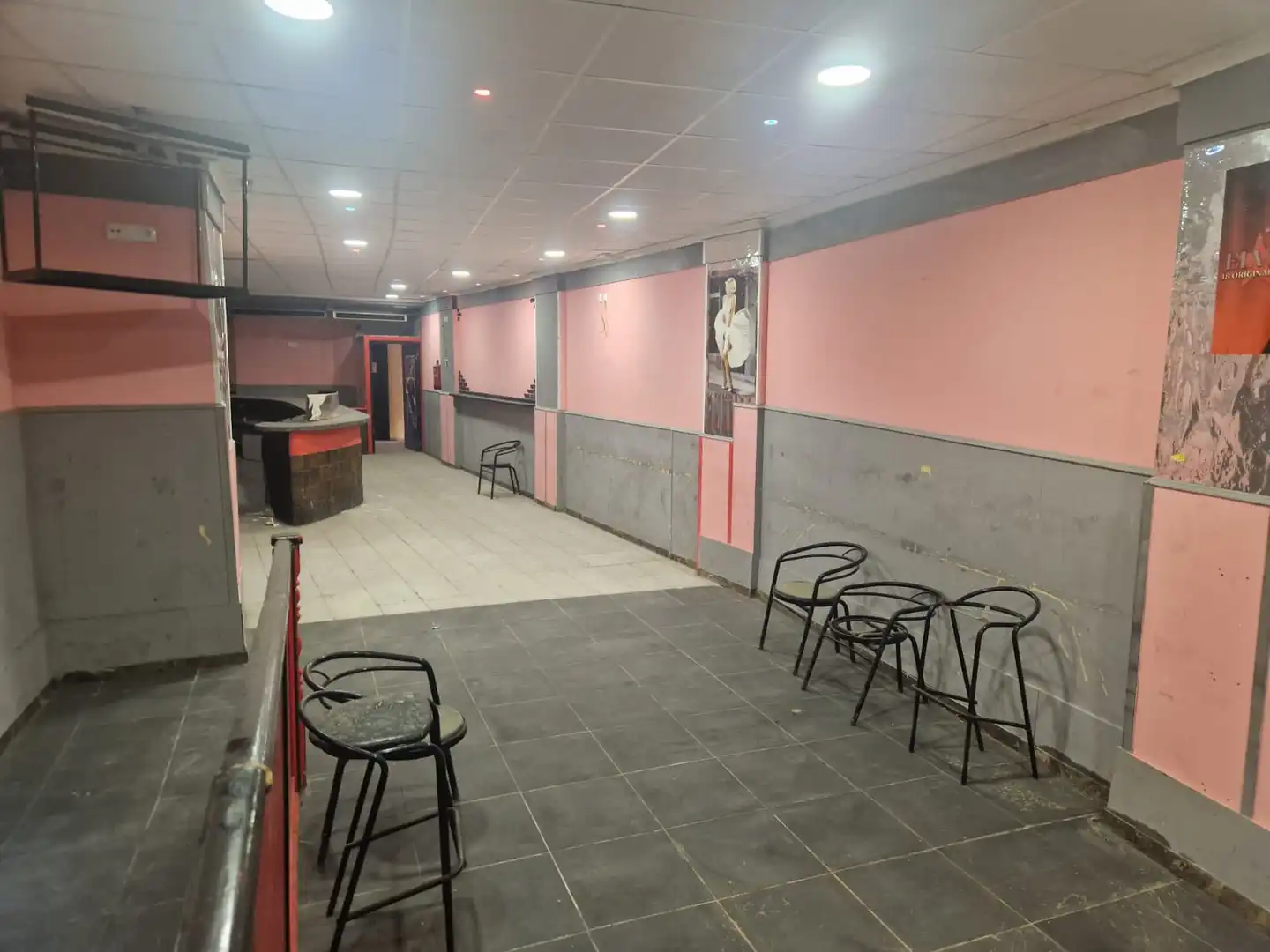 Local en venda en Villena amb Aire condicionat i Moblat