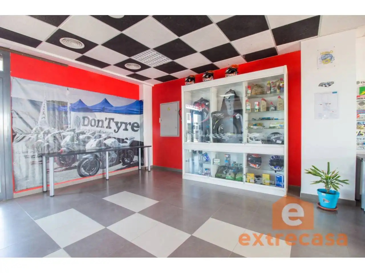 Business premises for sale in Talavera la Real, imagen 9