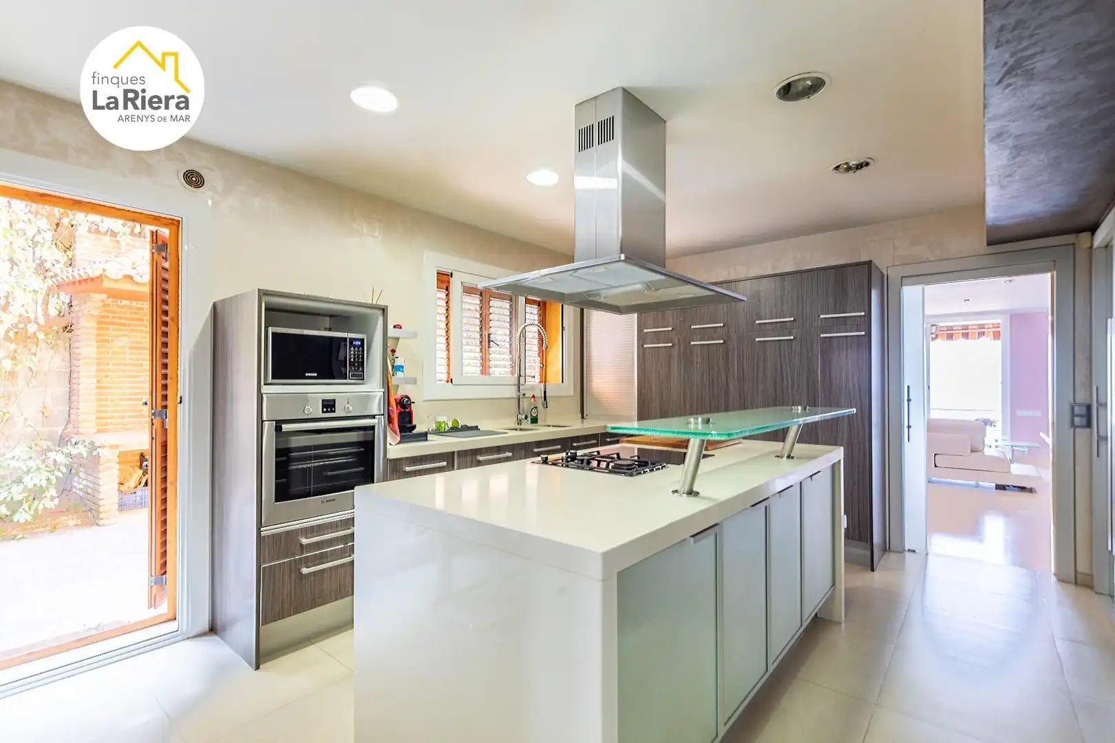 Cocina de Casa o chalet en venta en Arenys de Mar con Aire acondicionado, Calefacción y Jardín privado
