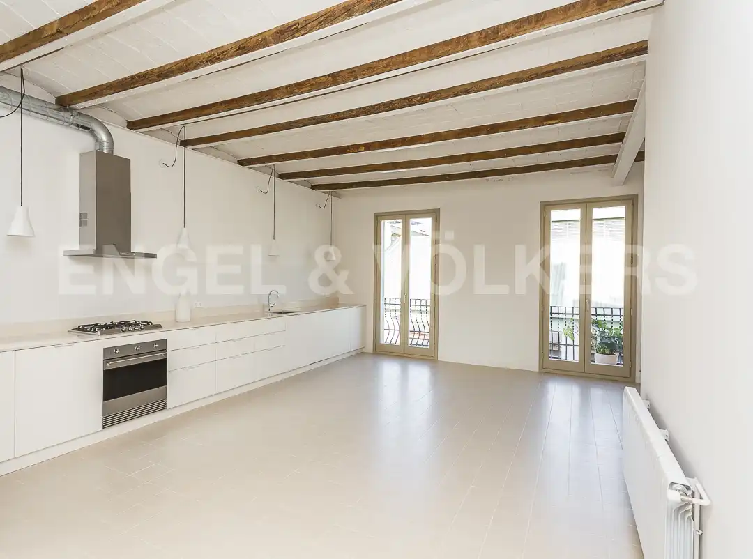 Kitchen of Flat for sale in Barcelona  with Air Conditioner, Heating and Balcony