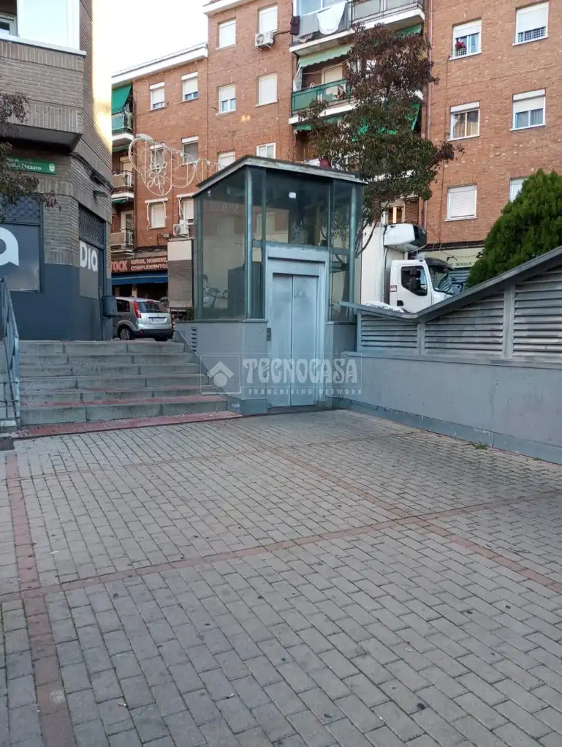 Individual en venta en Pl. de Pablo Picasso, imagen 16