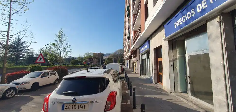 Business premises for sale in Galdakao, imagen 3