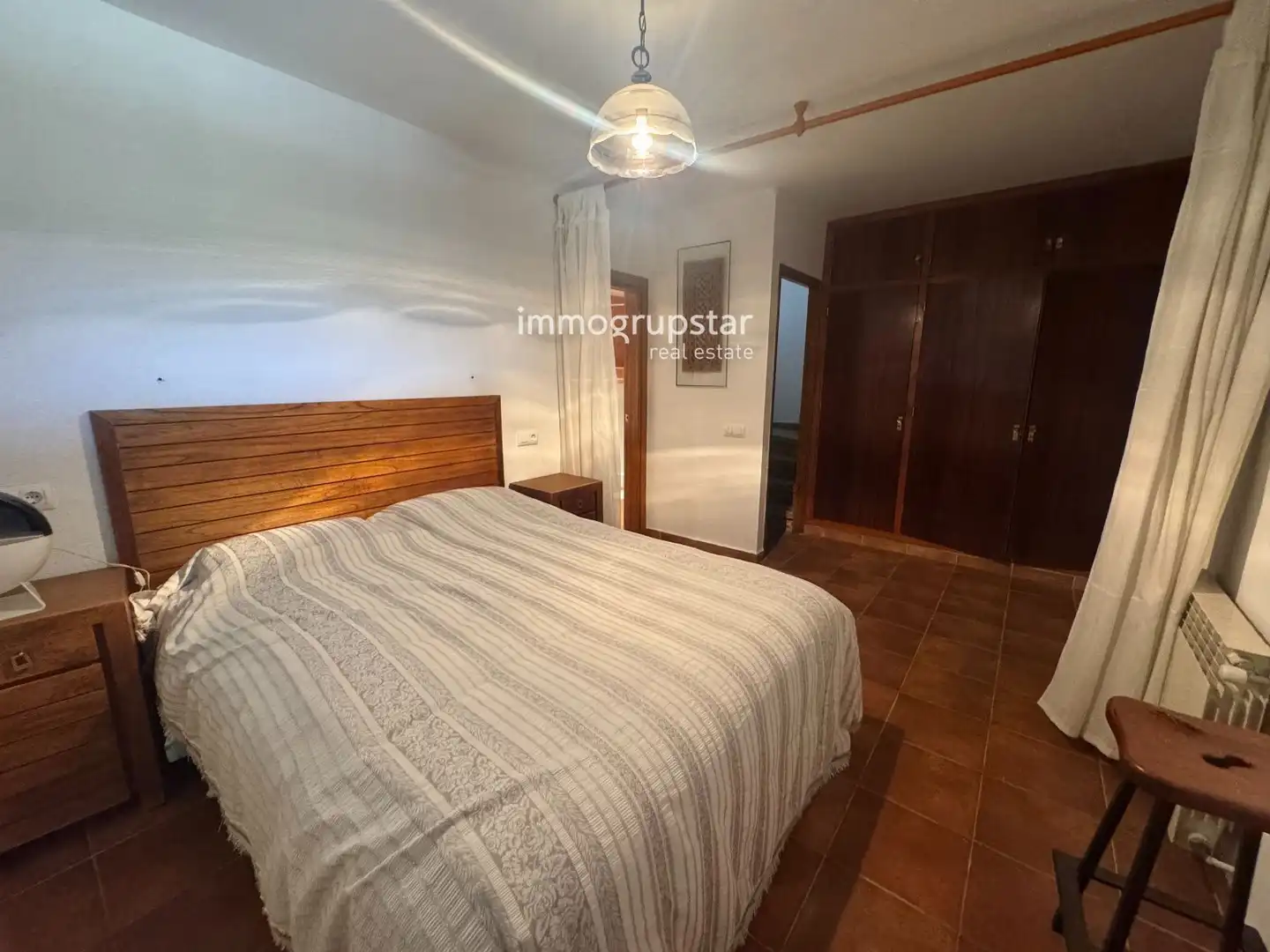 Habitación de Casa o chalet en venta en Castell d'Aro, Platja d'Aro i s'Agaró con Calefacción, Terraza y Horno