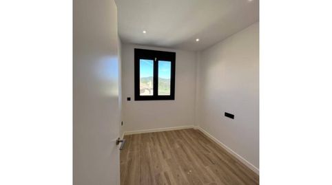 Foto 4 de Casa adosada en venta en Calle Àngel Guimerà, Sant Salvador de Guardiola, Barcelona