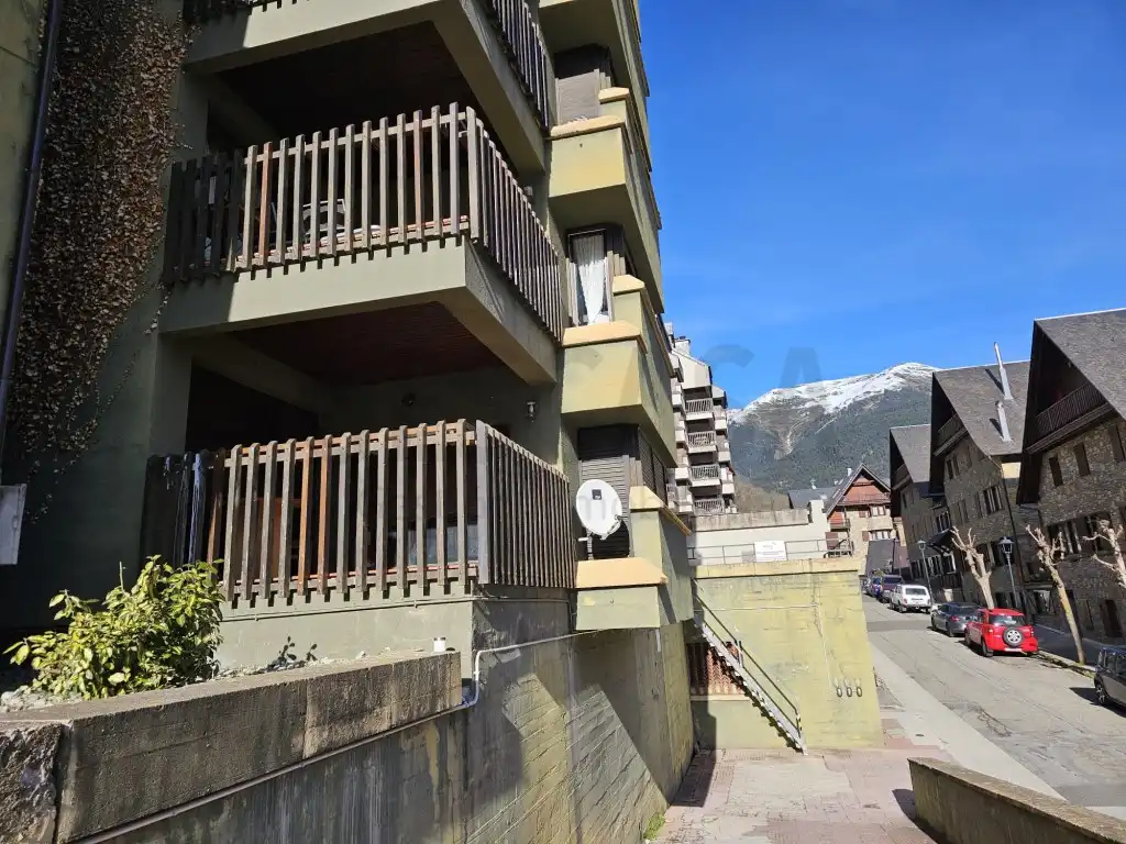 Exterior view of Apartments for sale in Vielha e Mijaran