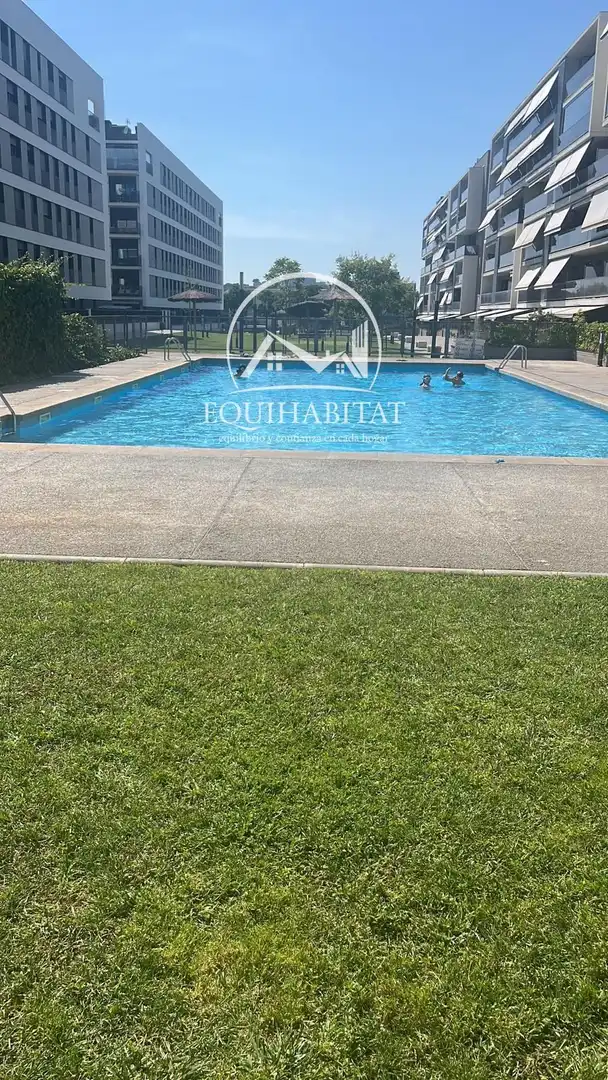 Piscina de Pis en venda en Lleida amb Aire condicionat, Terrassa i Traster