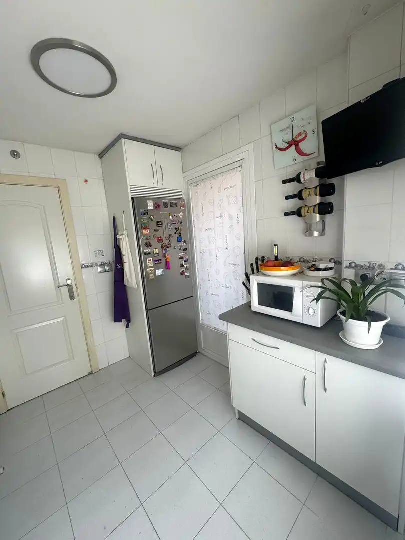 Küche von Wohnung zum Verkauf in Madrid mit Klimaanlage, Heizung und Terrasse