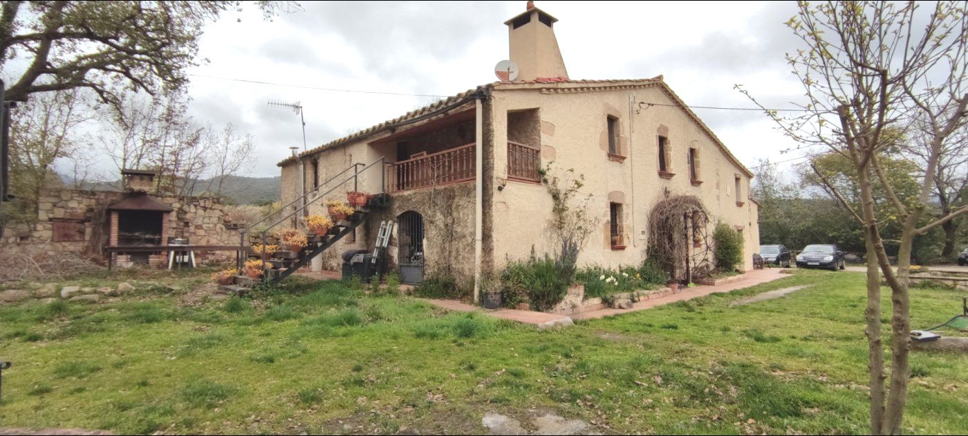 Finca rústica en venta en Riells i Viabrea