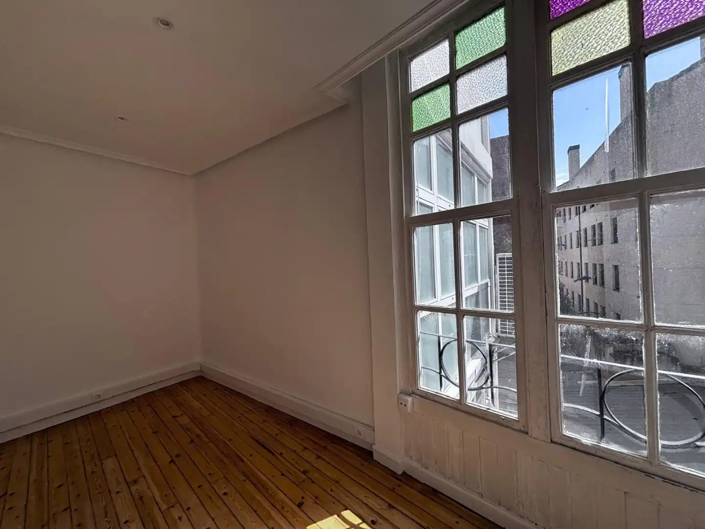 Habitación de Oficina de alquiler en Burgos