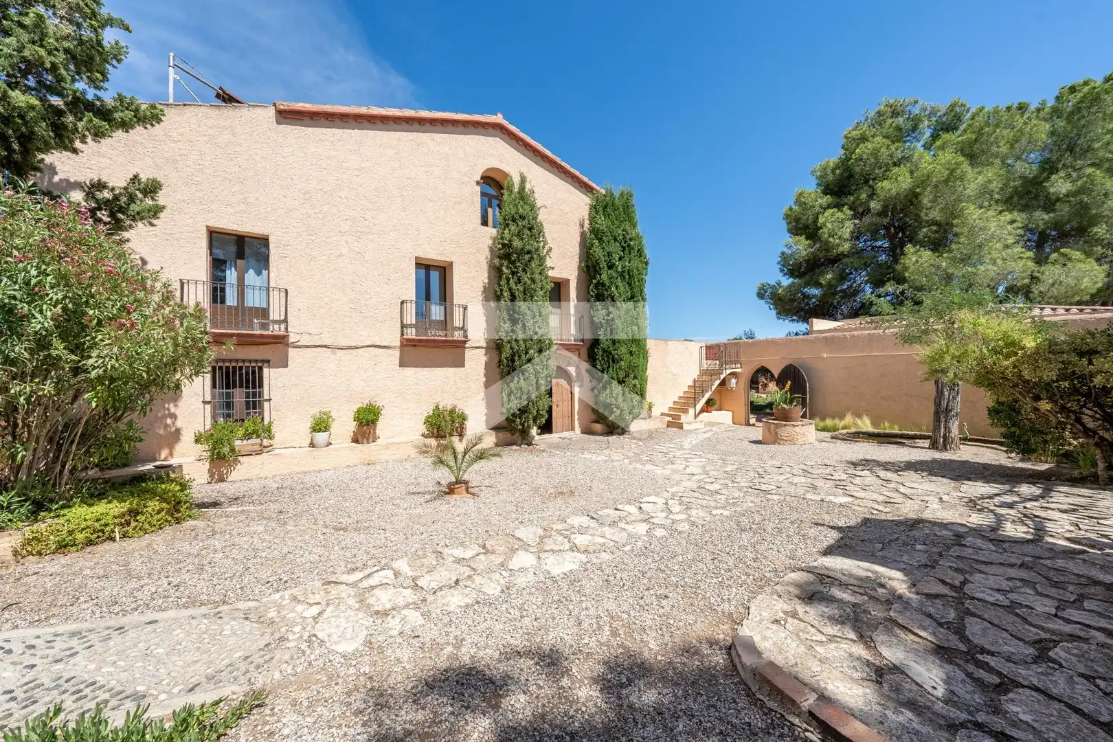 Vista exterior de Finca rústica en venda en El Molar (Tarragona) amb Aire condicionat, Calefacció i Jardí privat