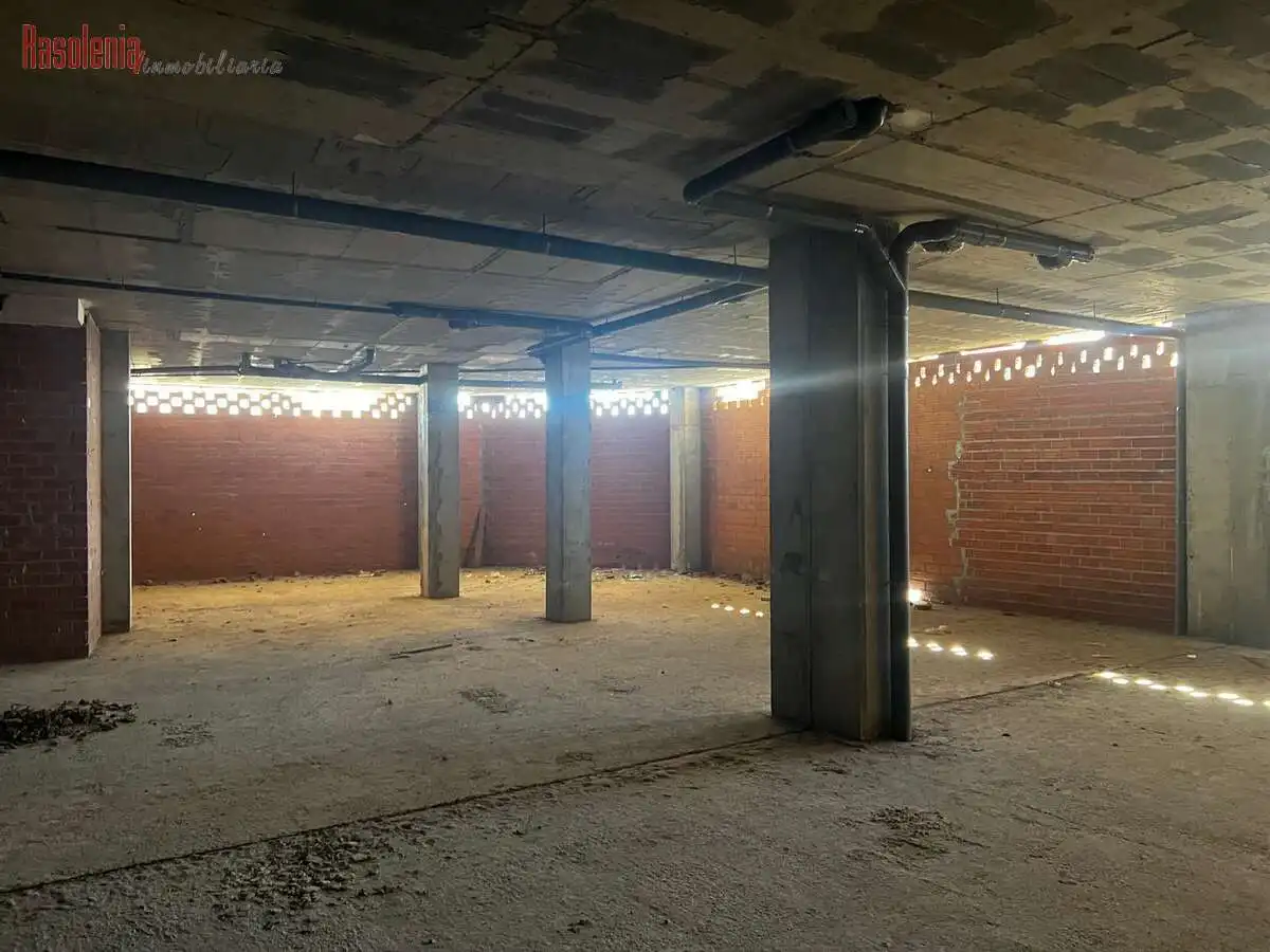 Business premises for sale in Castela 682, imagen 15