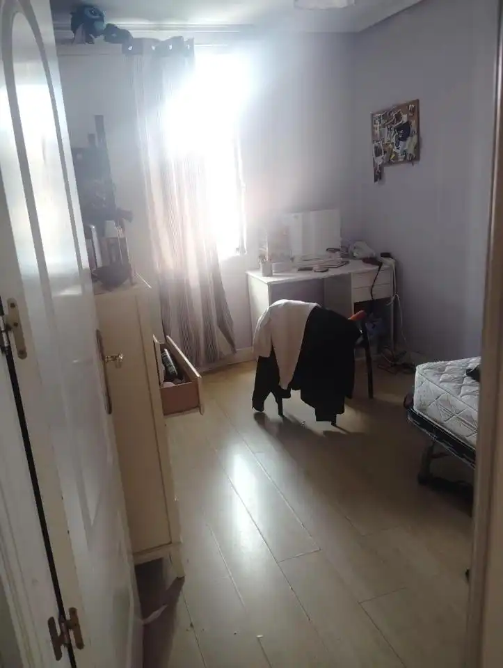 Dormitori de Pis en venda en Burgos