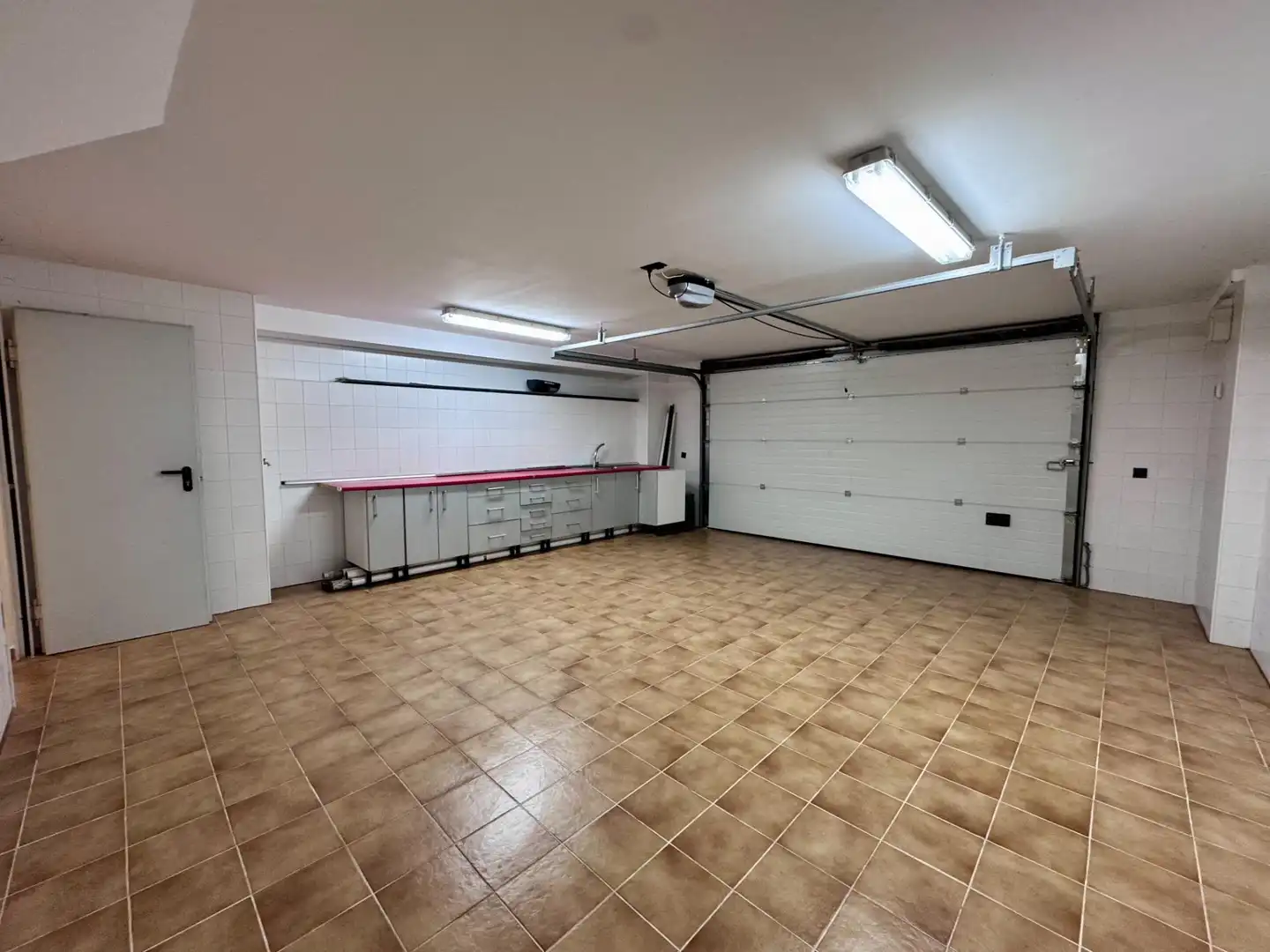 Casa adosada en venta en Villanueva de la Cañada con Parquet
