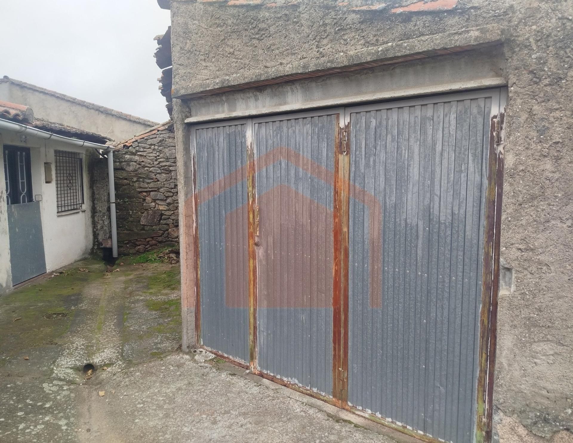 Aparcament de Casa o xalet en venda en Cipérez