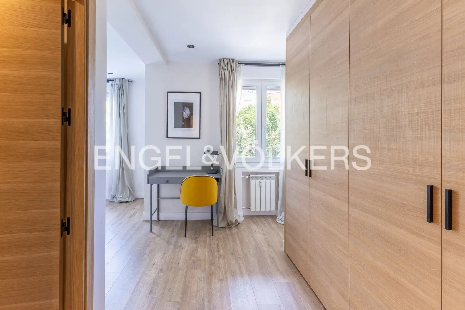 Bedroom of Flat for rent in Madrid  with Air Conditioner, Heating and Terrace