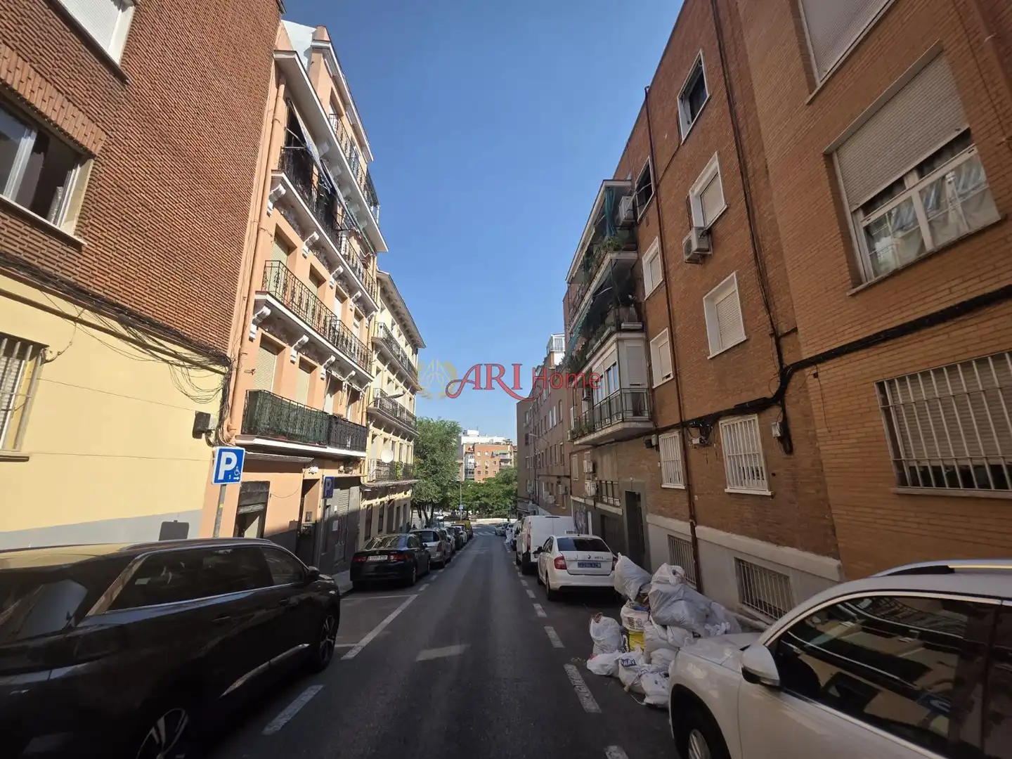 Vista exterior de Local de alquiler en Madrid con Aire acondicionado y Amueblado