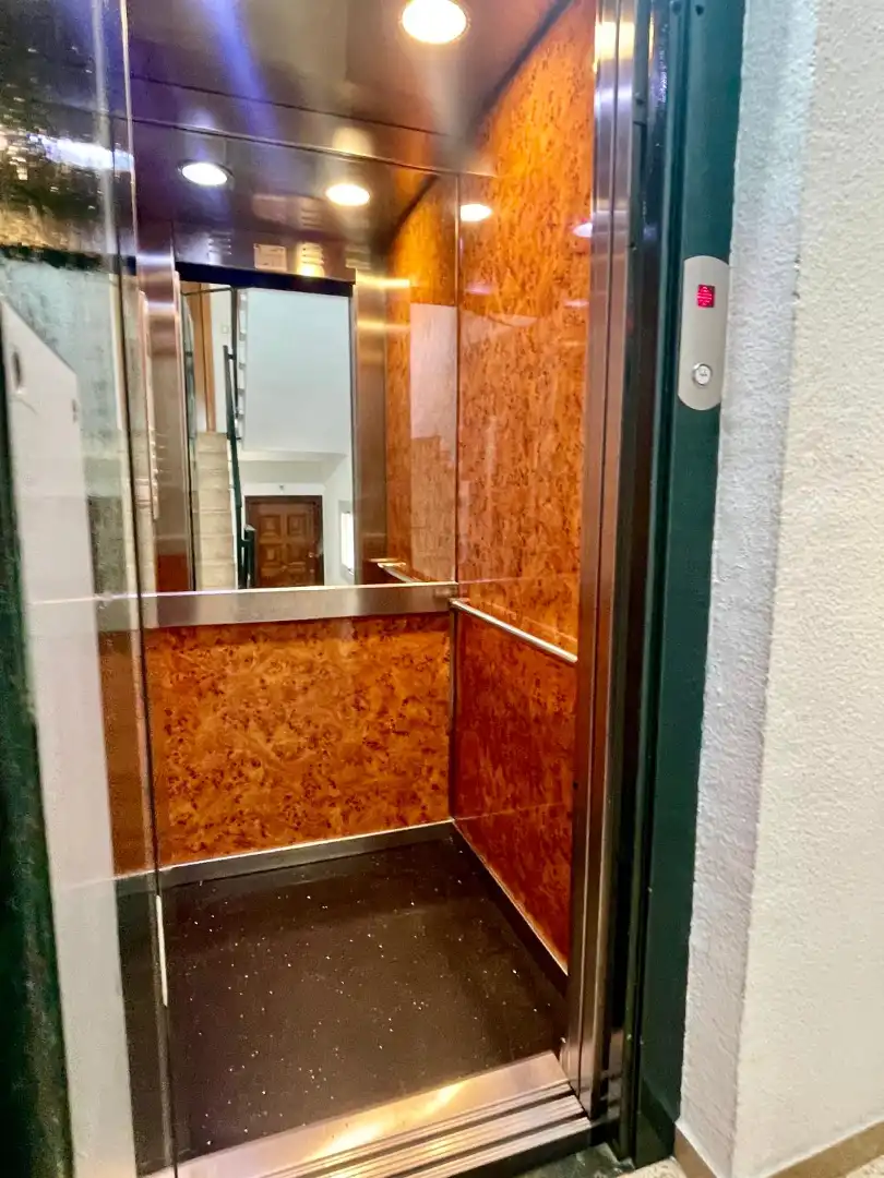 Pis amb ascensor en venda a Passeig del Vint-i-dos de Juliol 796, imagen 27