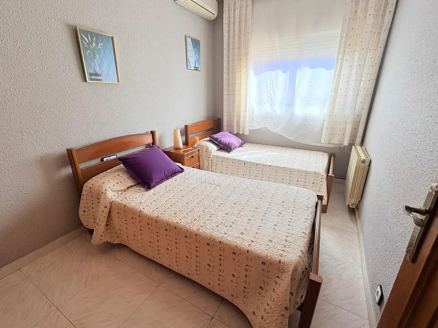 Habitación de Casa o chalet en venta en Pallejà con Aire acondicionado, Calefacción y Jardín privado