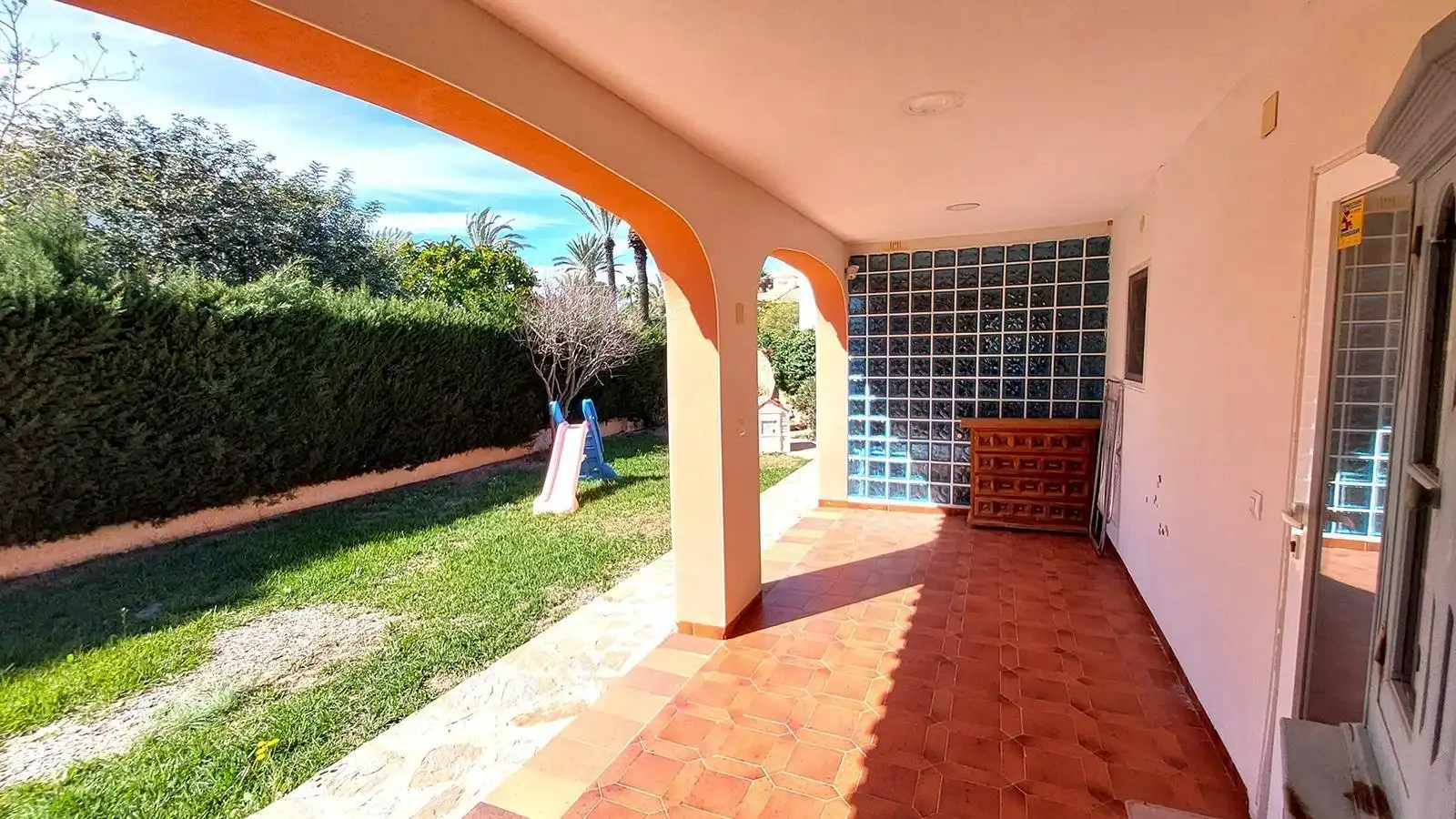 Jardí de Casa o xalet en venda en Orihuela amb Aire condicionat, Calefacció i Jardí privat