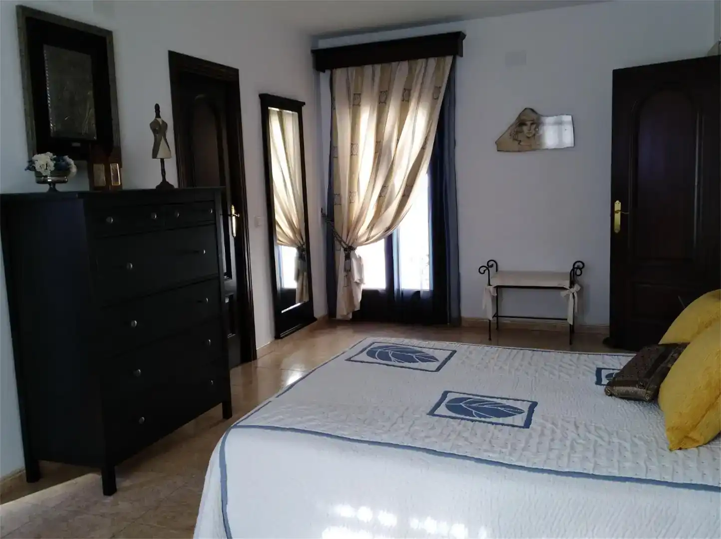 Habitación de Casa adosada en venta en Ronda con Aire acondicionado y Balcón
