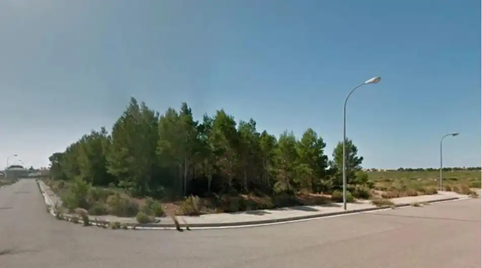 Terreny residencial en venda a Carrer de Ramon Llull 20