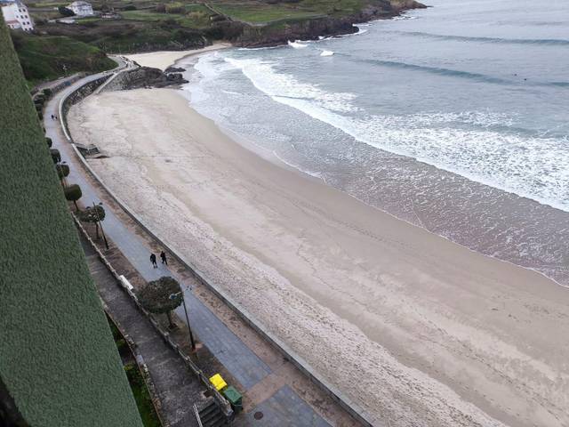 Piso en Alquiler en Avenida EMILIO GONZALEZ LOPEZ en Malpica de Bergantiños