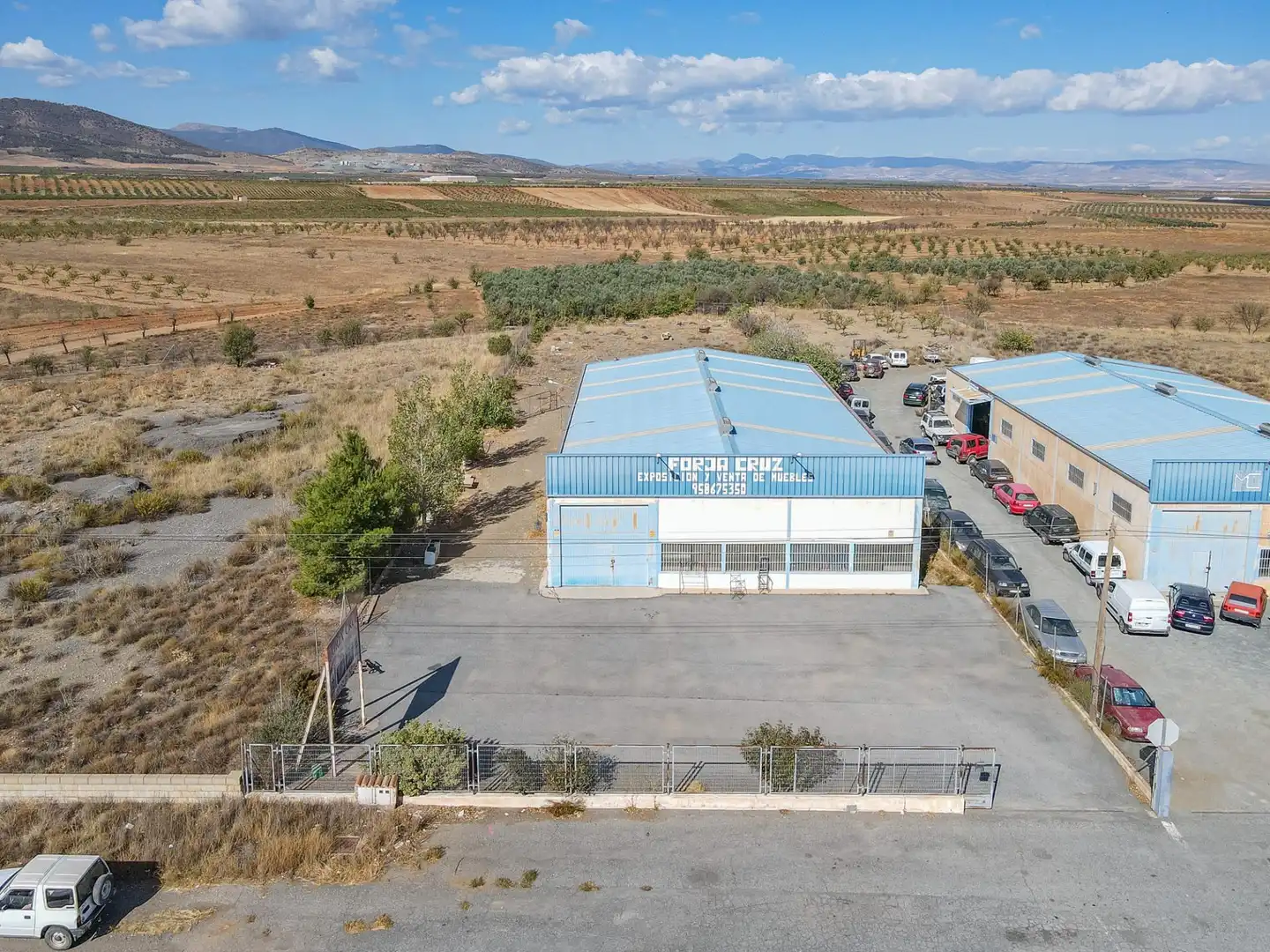 Vista exterior de Nave industrial en venta en Cogollos de Guadix