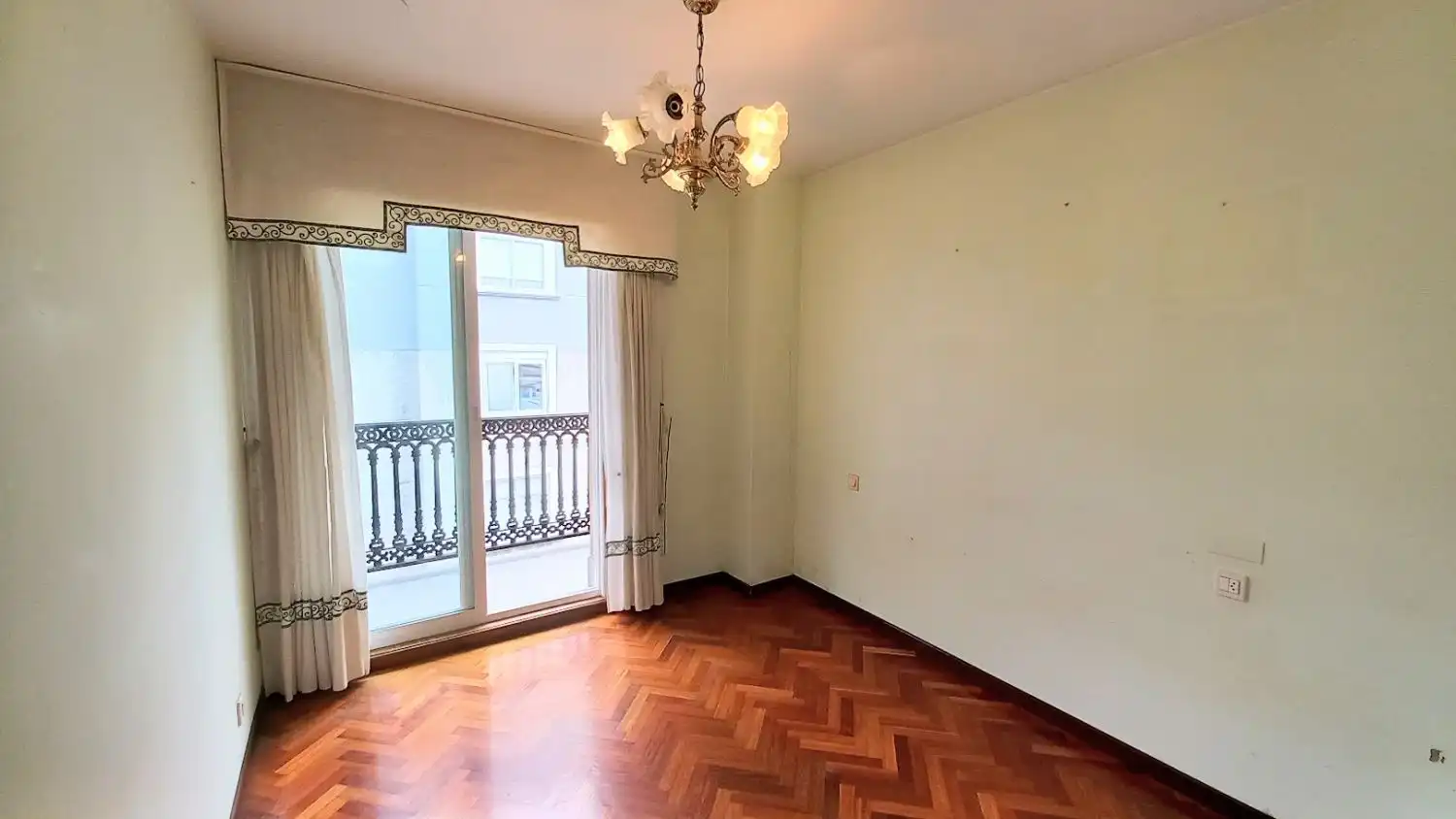 Flat for sale in Los Castros - Castrillón