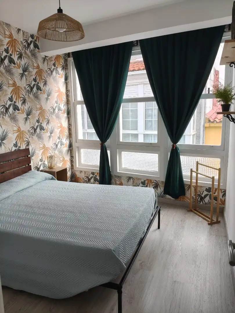 Habitación de Dúplex en venta en Cedeira con Parquet, Terraza y Amueblado