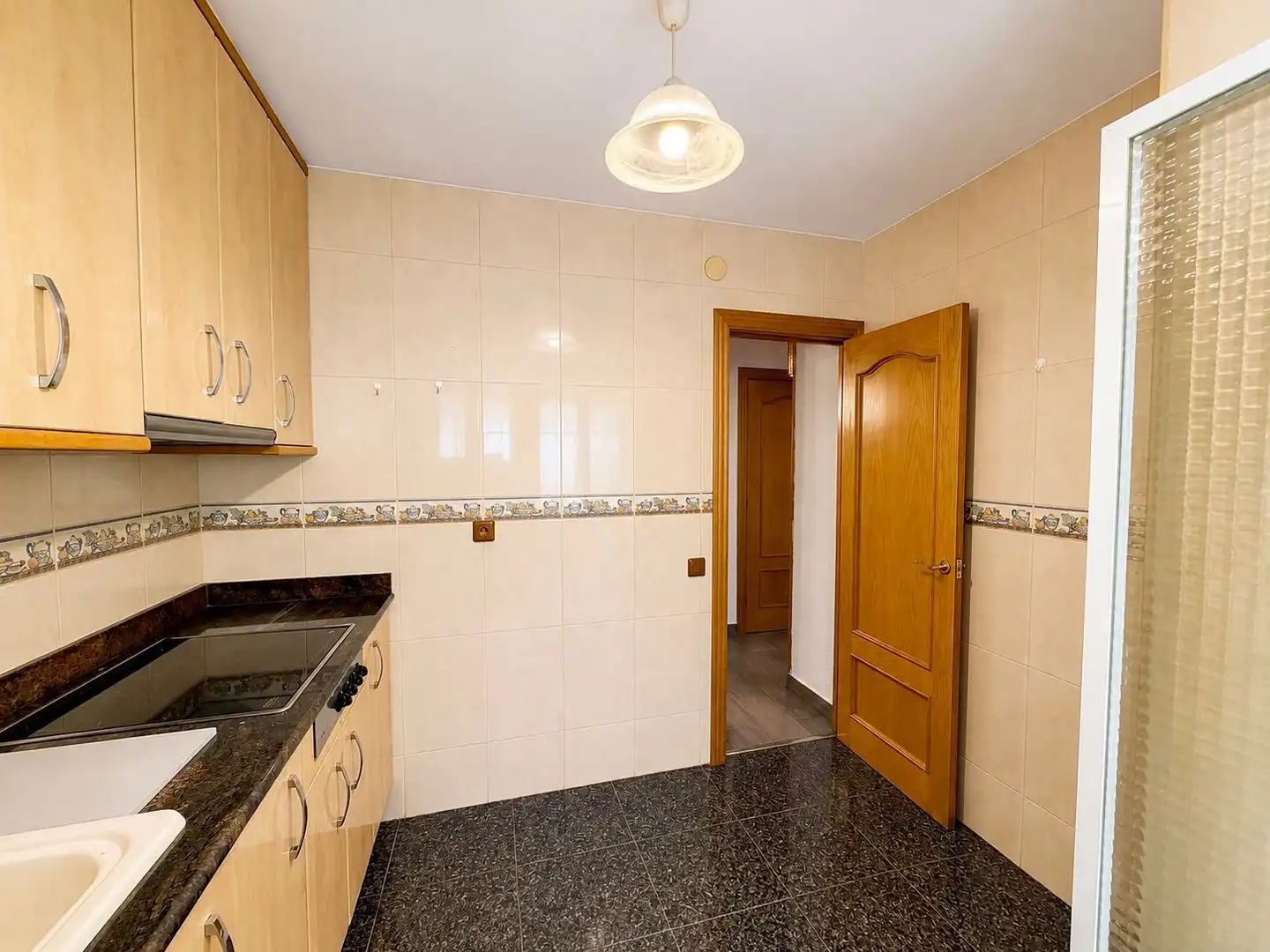 Cocina de Piso en venta en Badalona con Calefacción