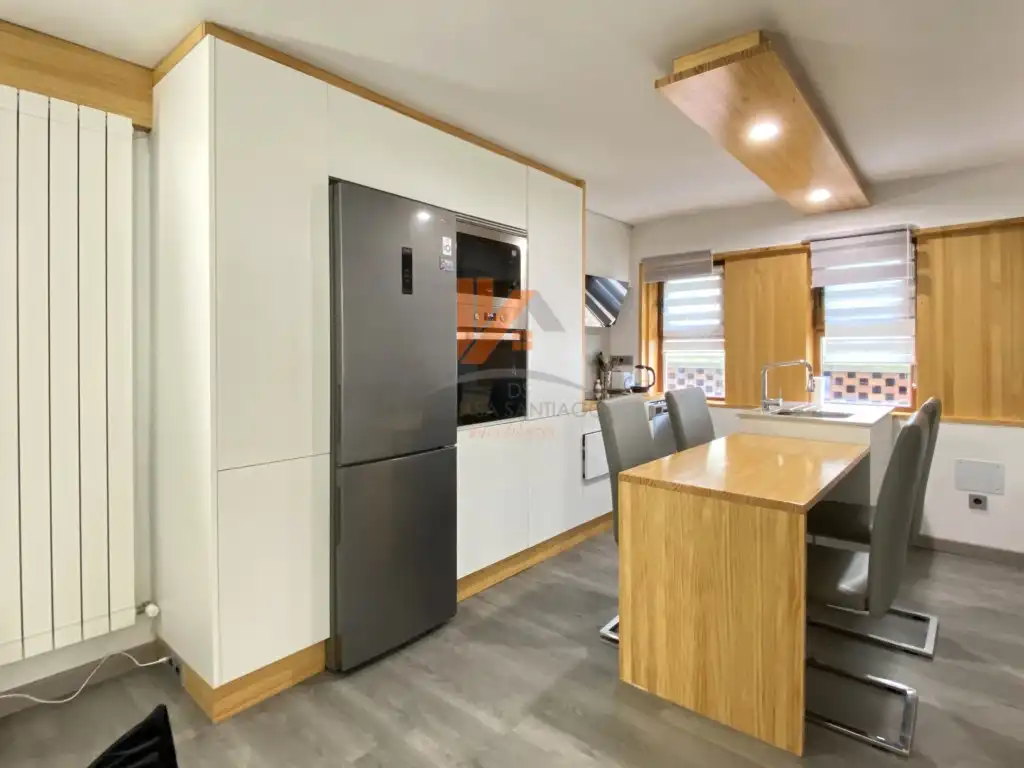 Küche von Wohnung zur Miete in Santiago de Compostela  mit Möbliert