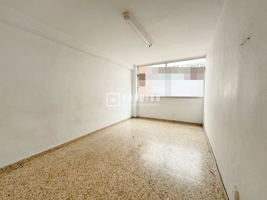 Dormitori de Oficina de lloguer en Málaga Capital