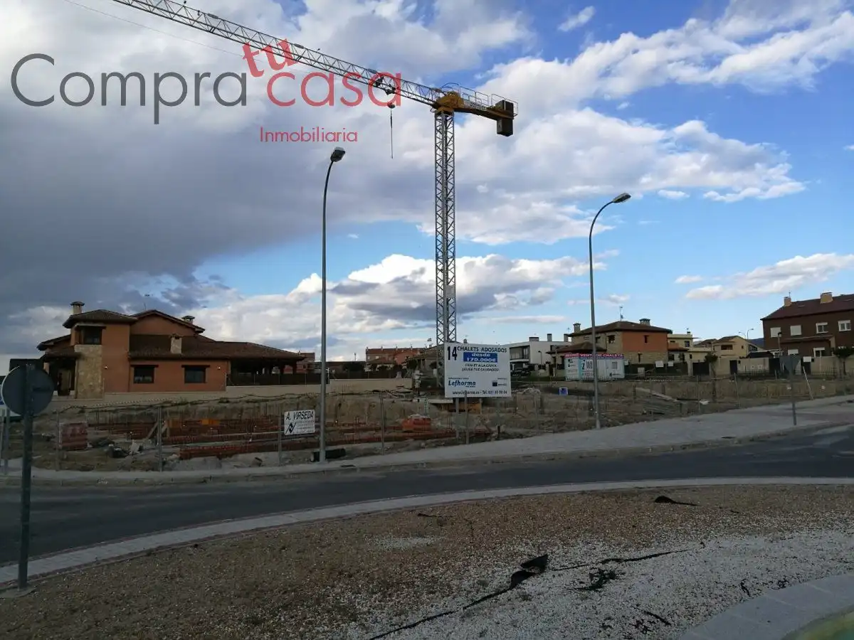 Terreni e lotti in vendita a La Lastrilla, imagen 43