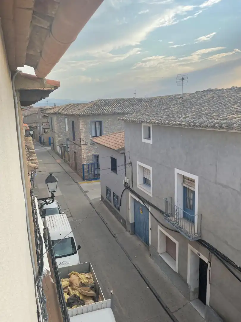 Vista exterior de Finca rústica en venda en Calatorao amb Jardí privat, Traster i Balcó