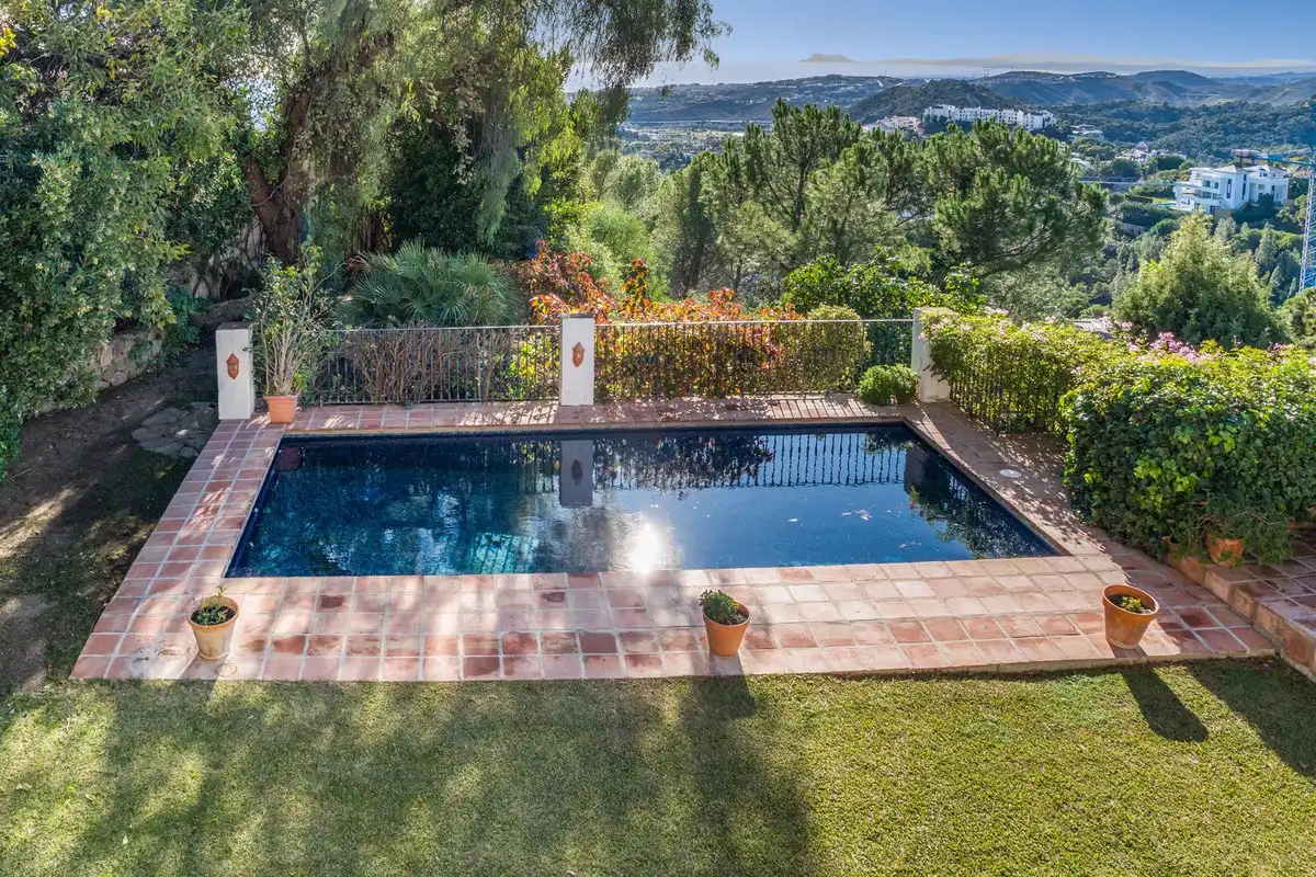 Piscina de Casa o chalet en venta en Marbella con Terraza y Piscina