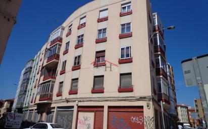 Außenansicht von Wohnung zum verkauf in León Capital  mit Terrasse