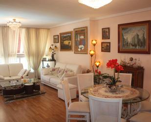 Sala d'estar de Apartament en venda en Benidorm amb Aire condicionat i Terrassa