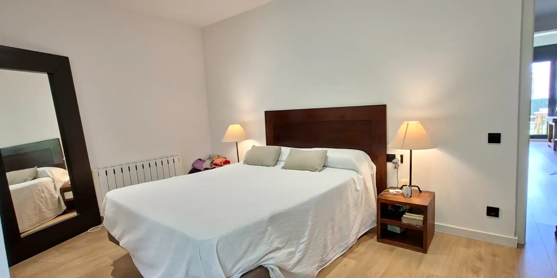 Bedroom of Flat for sale in Badalona  with Air Conditioner, Heating and Terrace