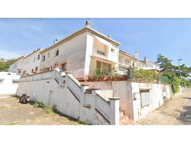 Casa adosada en Venta en FRNACESC MACIA en Montjuïc