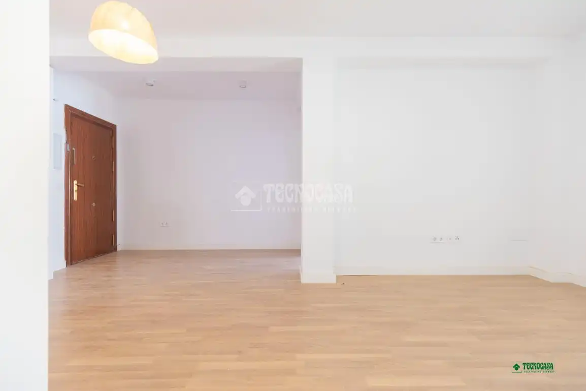 Sala de estar de Piso en venta en Almería