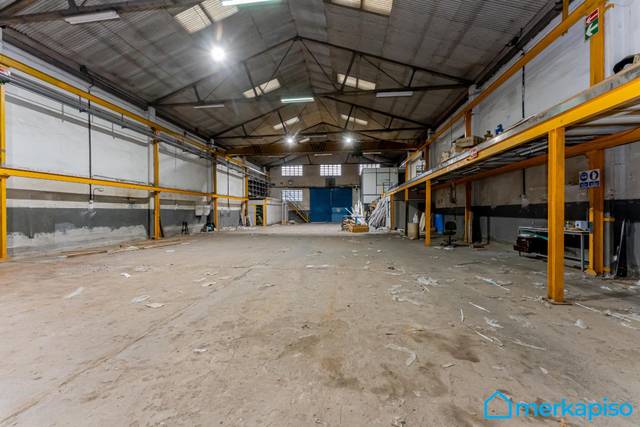 Nave industrial en Venta en Vilamarina