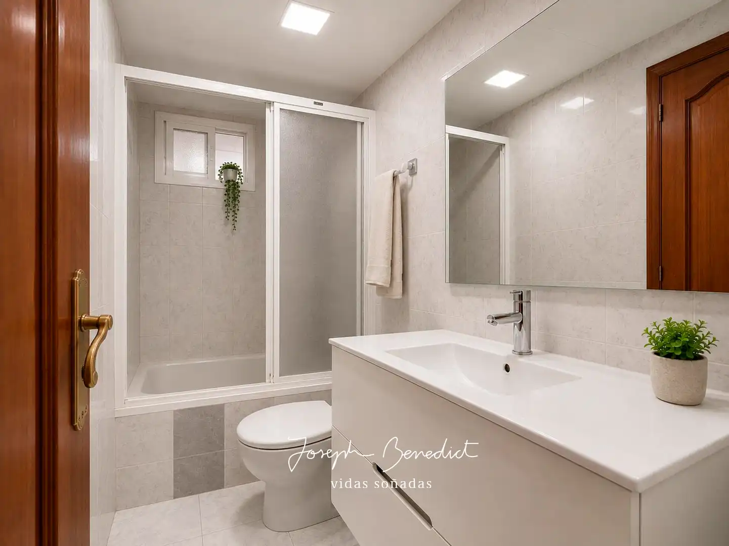 Bathroom of Flat for sale in L'Hospitalet de Llobregat  with Air Conditioner, Heating and Terrace
