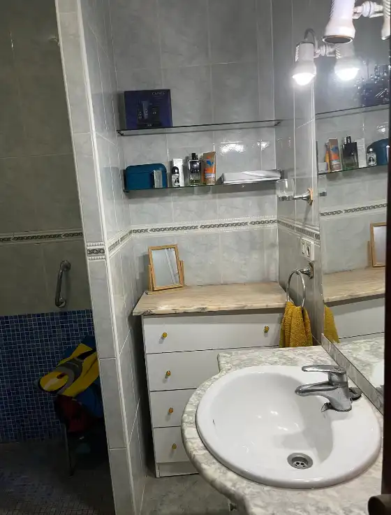 Bany de Casa o xalet en venda en Benaguasil amb Jardí privat, Terrassa i Traster