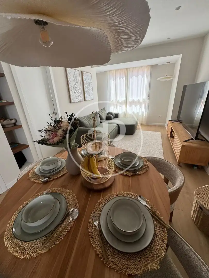 Dining room of Flat for rent in Valencia  with Air Conditioner, Heating and Furnished