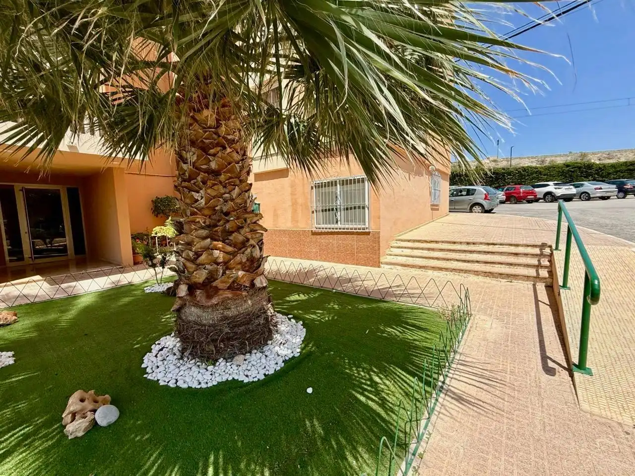 Vista exterior de Apartament en venda en Villajoyosa / La Vila Joiosa amb Jardí privat, Terrassa i Balcó