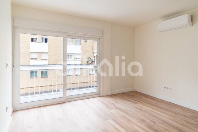 Piso en Venta en Triana Este