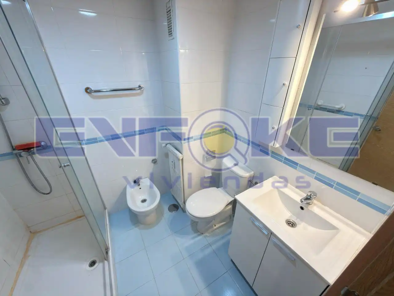 Badezimmer von Wohnung zum Verkauf in Madrid mit Terrasse