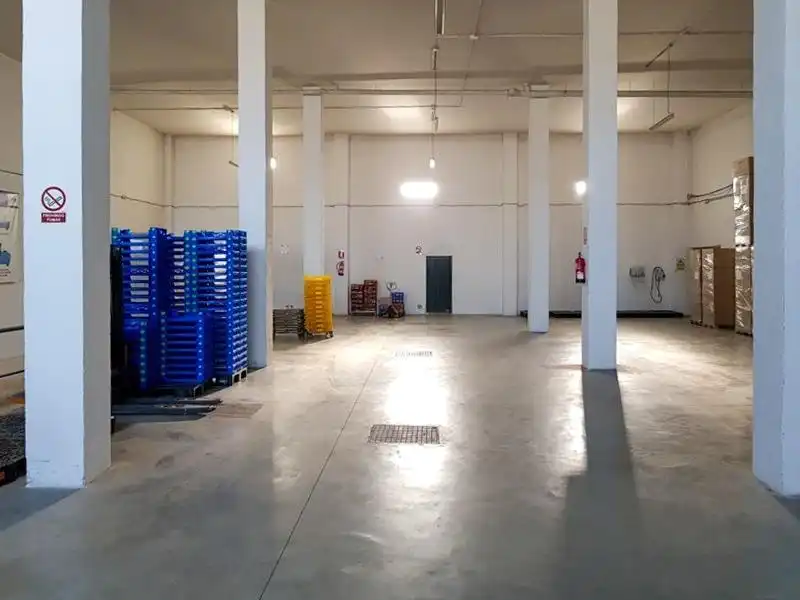 Industrial building for sale in Avenida del Peronne, imagen 11