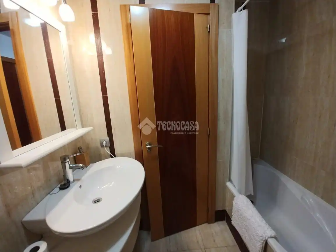 Baño de Piso en venta en Talavera de la Reina con Aire acondicionado